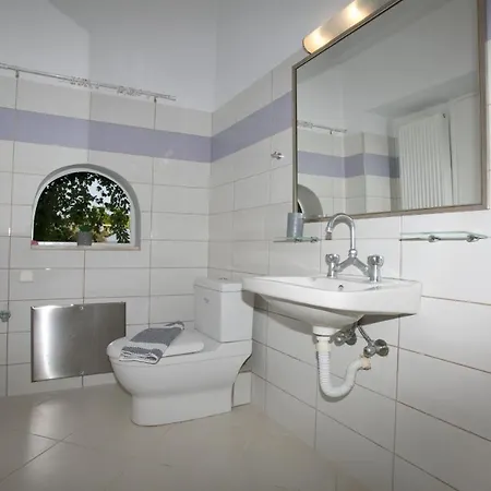 Babi'S Villa - Garden Apartment Lixouri Exterior photo