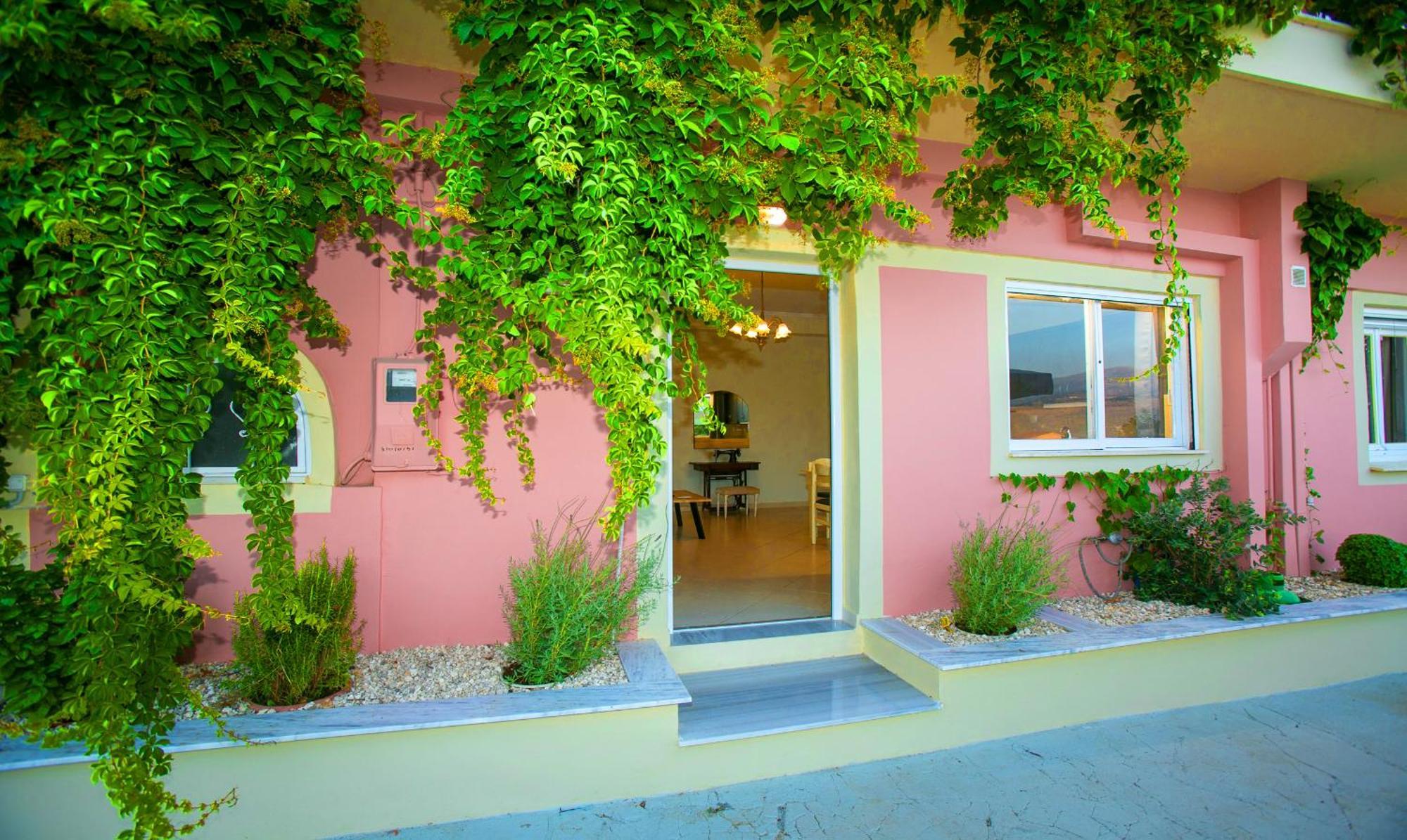 Babi's - Garden Apartment *